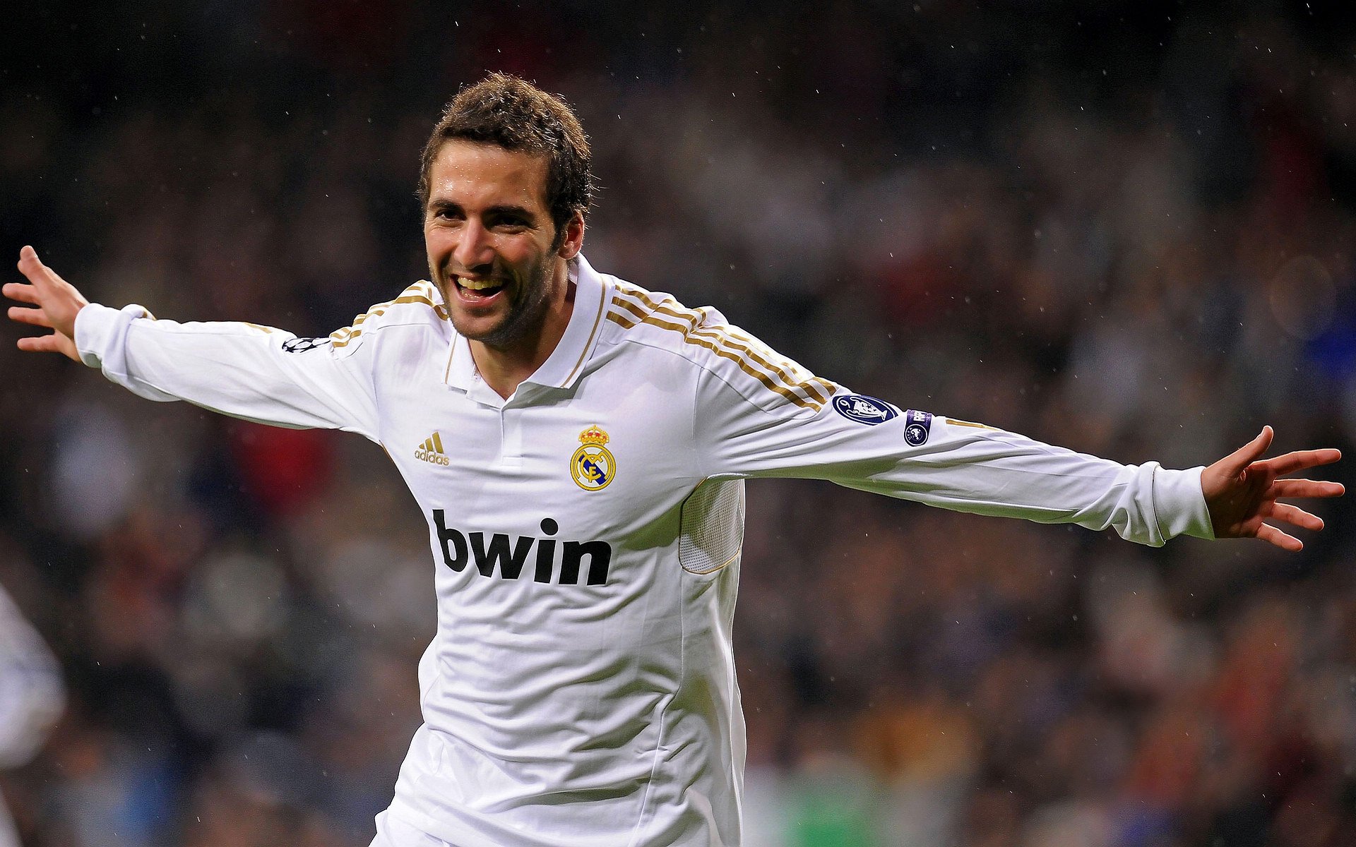 富力重整旗鼓豪取胜利晋级下轮,富力重建