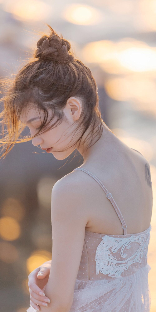 开云官方网页登录-蓝色梦魇再起，欧冠赛场刮起风暴，欧冠蓝色传说