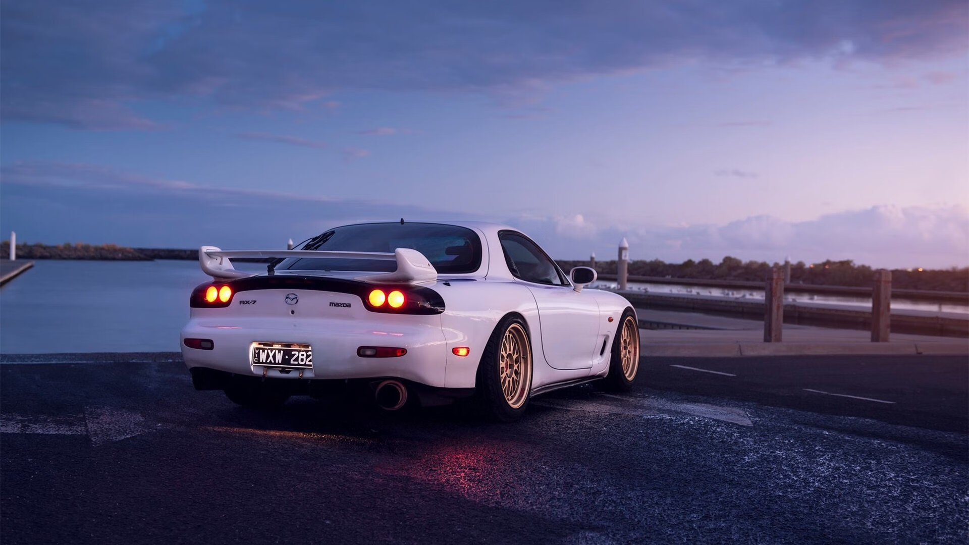 开云·体育官网-英超冠军冲刺：悬念持续升温！，英超 冠军